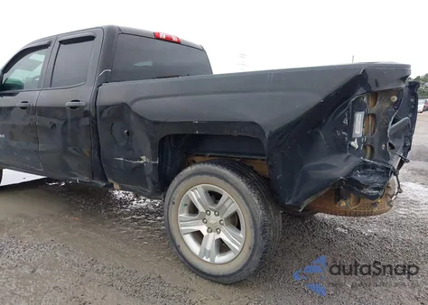 2018 Chevrolet Silverado 1500 Custom z USA, uszkodzony, nr VIN 1GCRCPEC0JZ356018